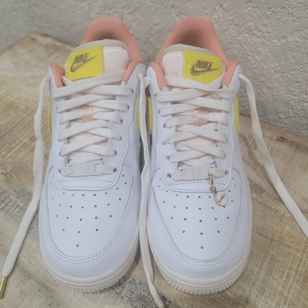 Nike Air Force 1 Low '07 LX Mini Mama - Size 6.5